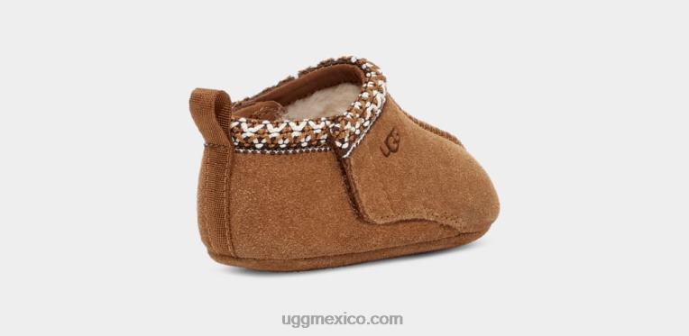 castaña 00NF2035 UGG bebé tasman y gorro