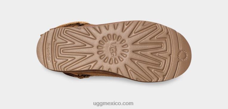 castaña 00NF851 UGG mujer híbrido corto clásico