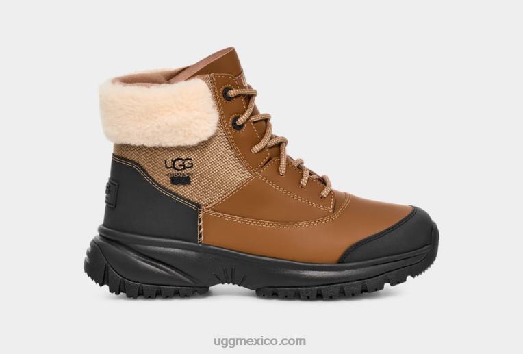 castaña 00NF562 UGG mujer yose pelusa v2