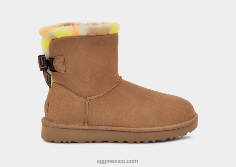 castaña 00NF859 UGG mujer mini bailey arco plaid punk